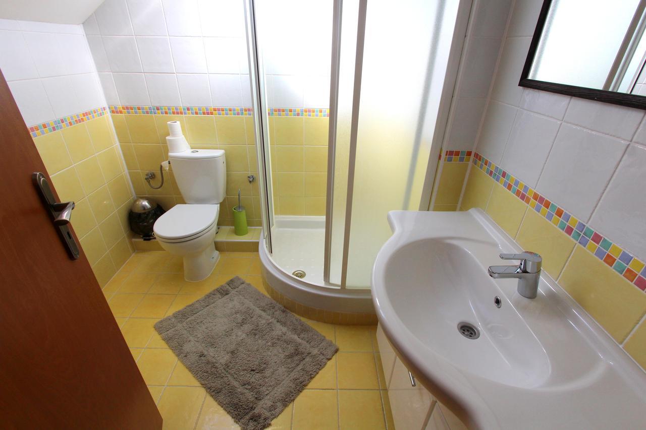 Penzion A Restauracia Lavender Motel Poprad Luaran gambar